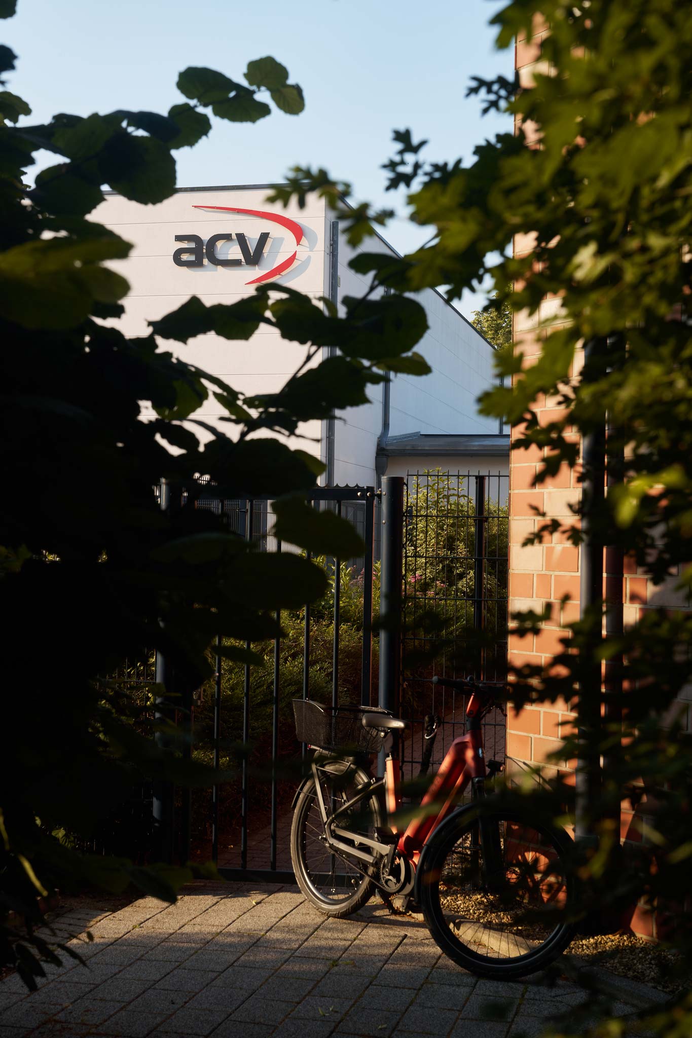 acv Gebäude mit Logo